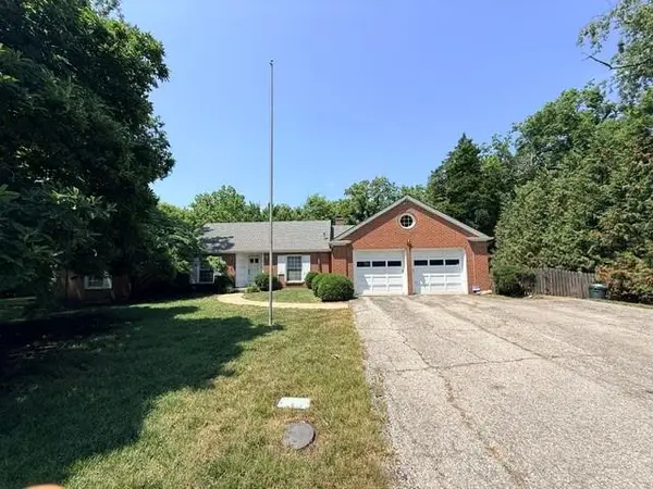 735 Sunset Drive, Lawrence, KS 66044