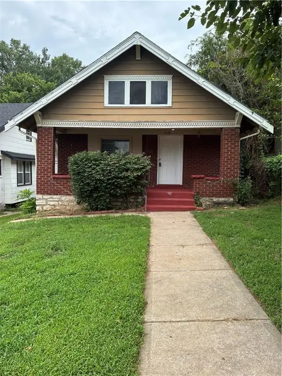 4138 College Avenue, Kansas City, MO 64130