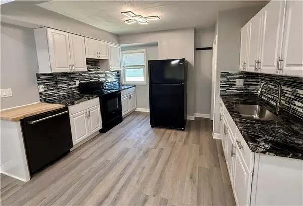 2809 E 39th Street, Kansas City, MO 64128