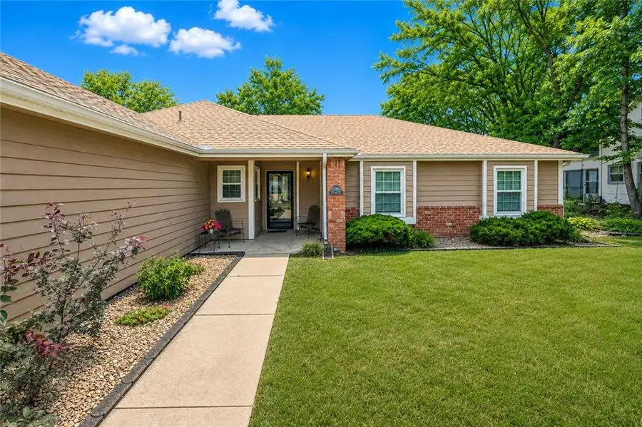 3916 Stetson Drive, Lawrence, KS 66049 - #2