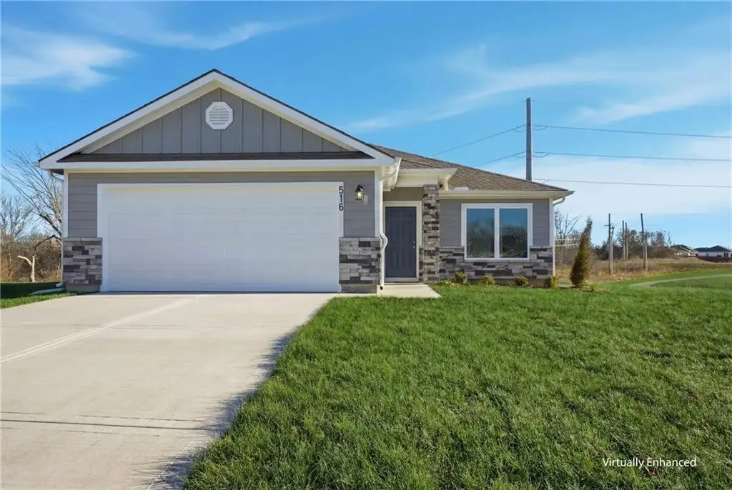 1614 SW 9th Street, Oak Grove, MO 64075 - #1