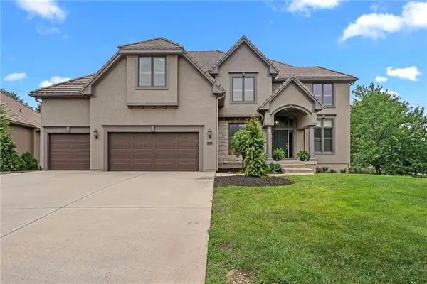 14525 Ballentine Street, Overland Park, KS 66221