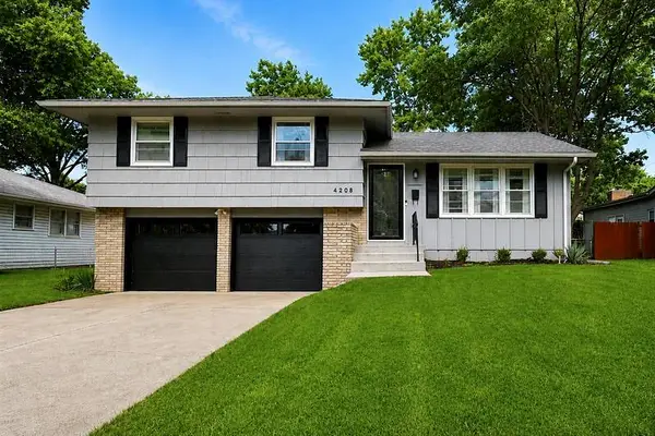 4208 S Osage Street, Independence, MO 64055
