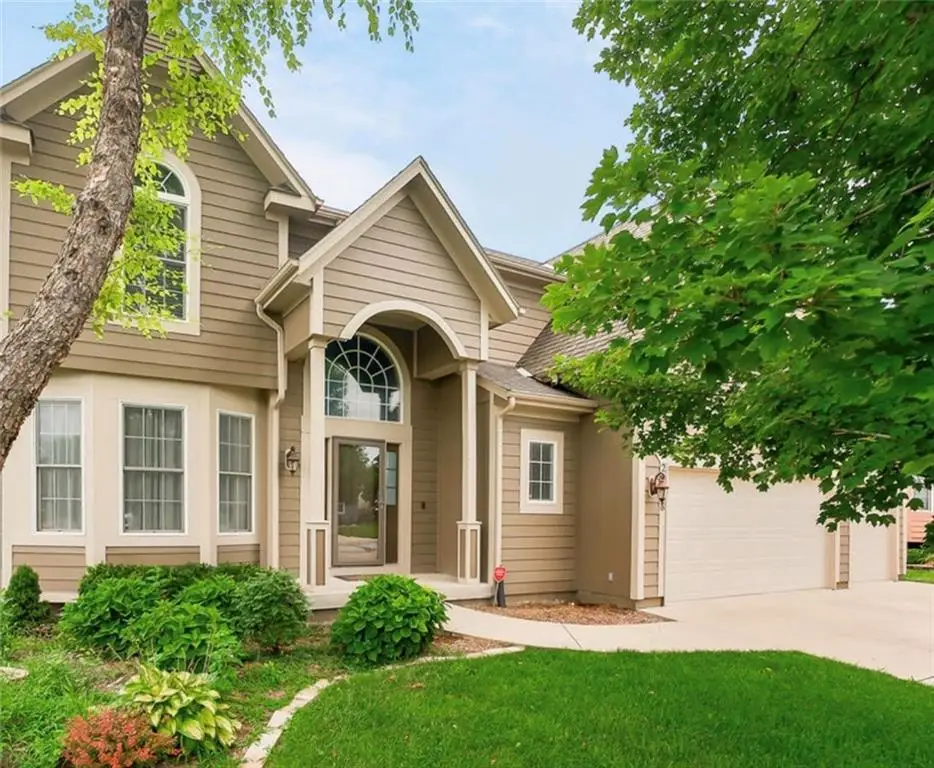 25168 W 150th Terrace, Olathe, KS 66061 - #1