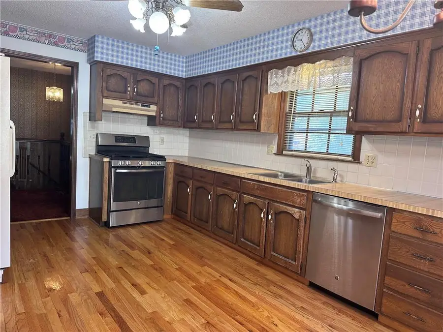 17616 E 25 Street S, Independence, MO 64057 - #3