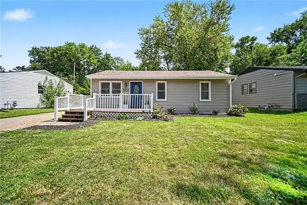 5151 N Corrington Avenue, Kansas City, MO 64119