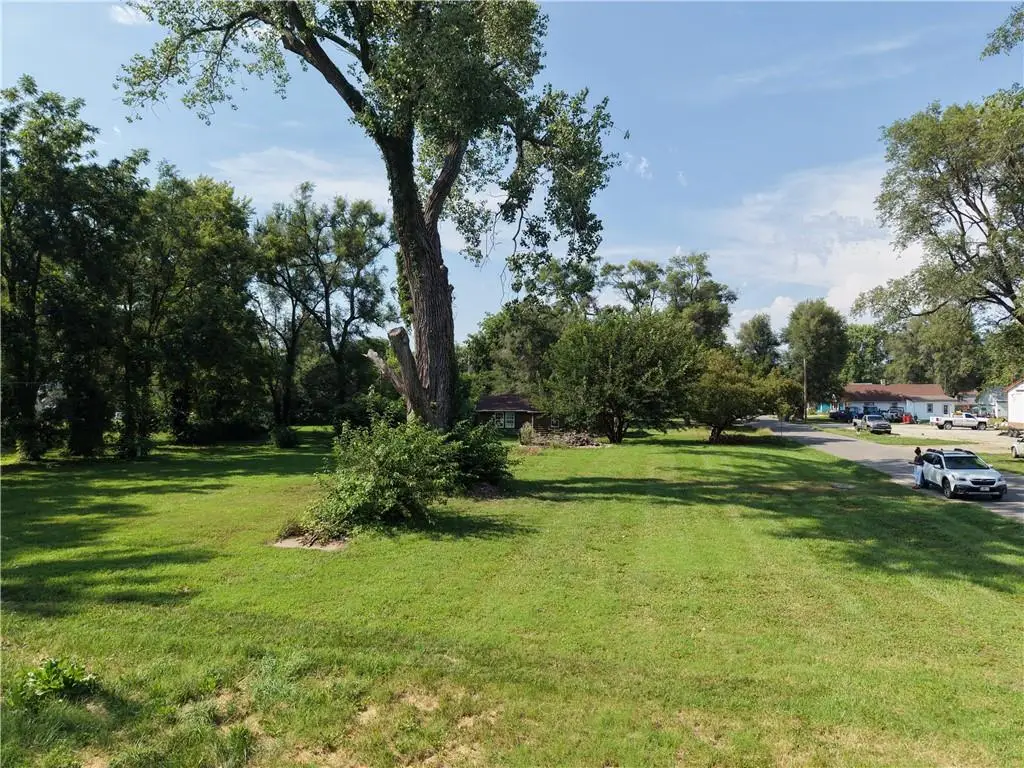 6634 Sherman Street, Saint Joseph, MO 64504 - #1