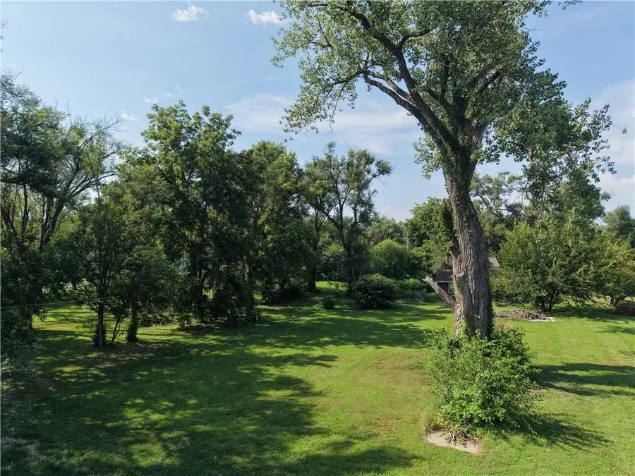 6634 Sherman Street, Saint Joseph, MO 64504 - #2
