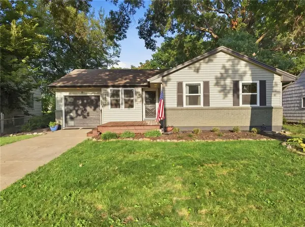 8417 Jarboe Street, Kansas City, MO 64114