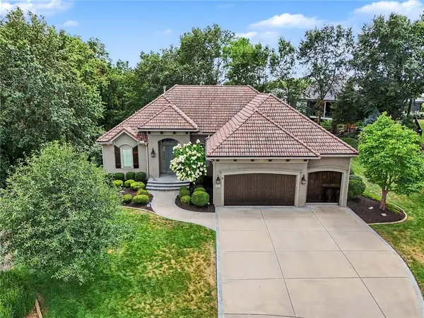 5950 N Saline Avenue, Kansas City, MO 64151