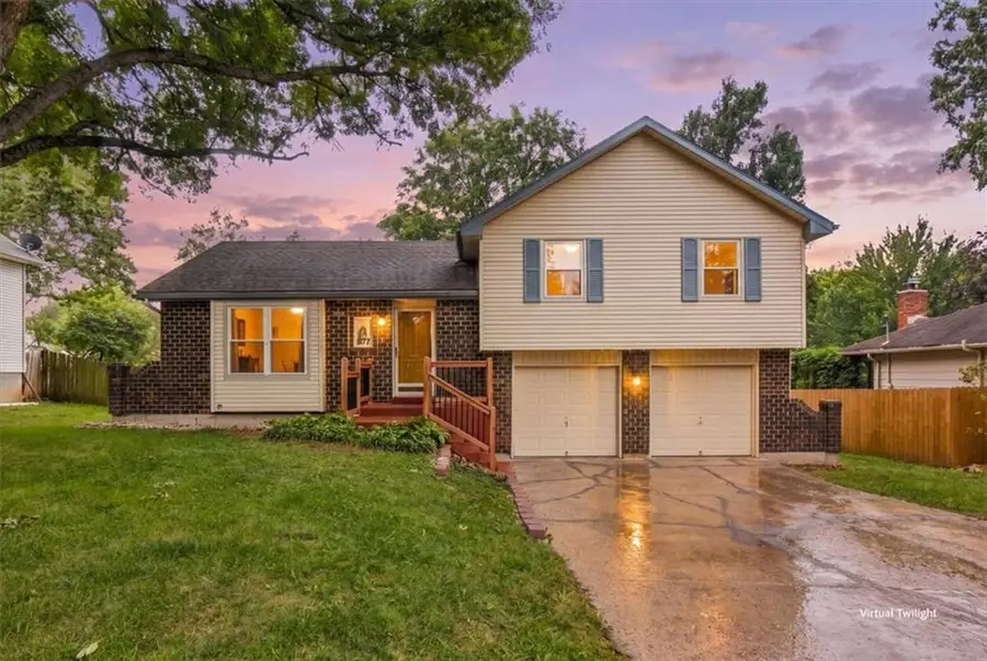817 E Cothrell Street, Olathe, KS 66061 - #2