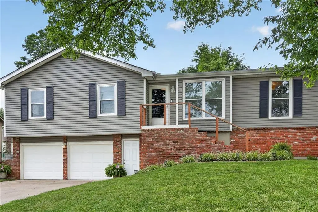 6033 Alden Street, Shawnee, KS 66216 - #1