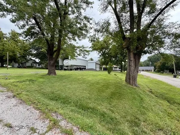 401 N Kenyon Street, Albany, MO 64402