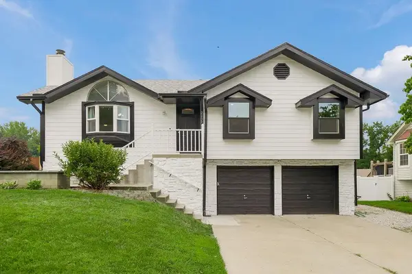 2133 NE Chipman Road, Lee's Summit, MO 64086