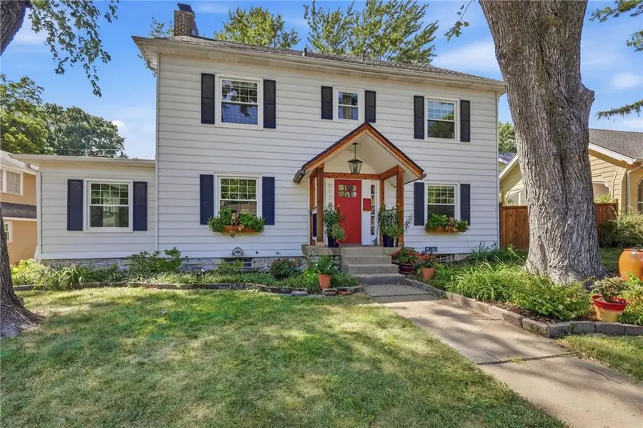 6124 Oak Street, Kansas City, MO 64113 - #3