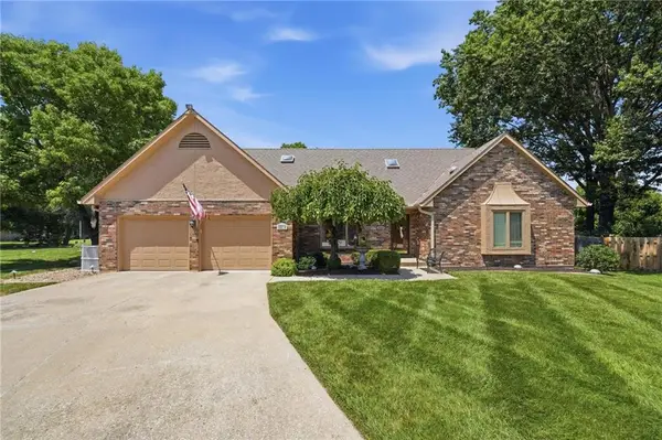 9314 W 117th Street, Overland Park, KS 66210