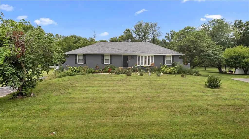 7611 Harry S Truman Drive, Grandview, MO 64030 - #1