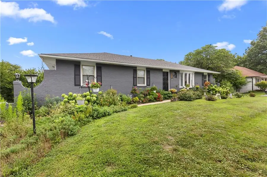 7611 Harry S Truman Drive, Grandview, MO 64030 - #3