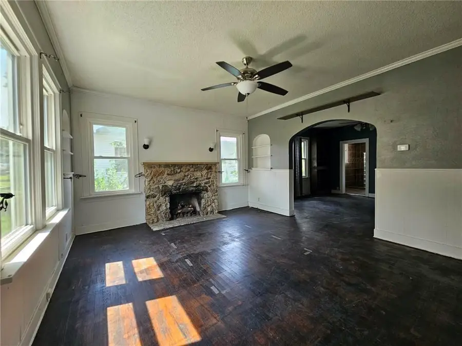 1107 S Maple Street, Carthage, MO 64836 - #2