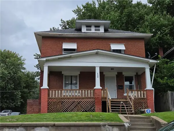 113 N 17th Street, St Joseph, MO 64501