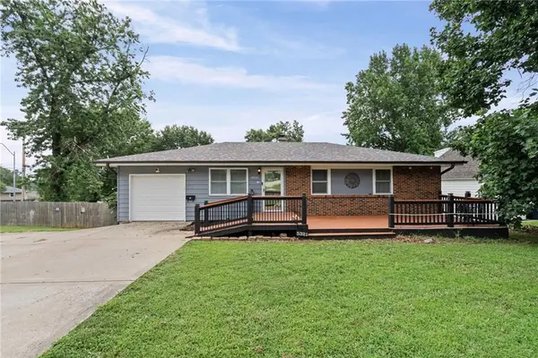 5321 N Richmond Avenue, Kansas City, MO 64119