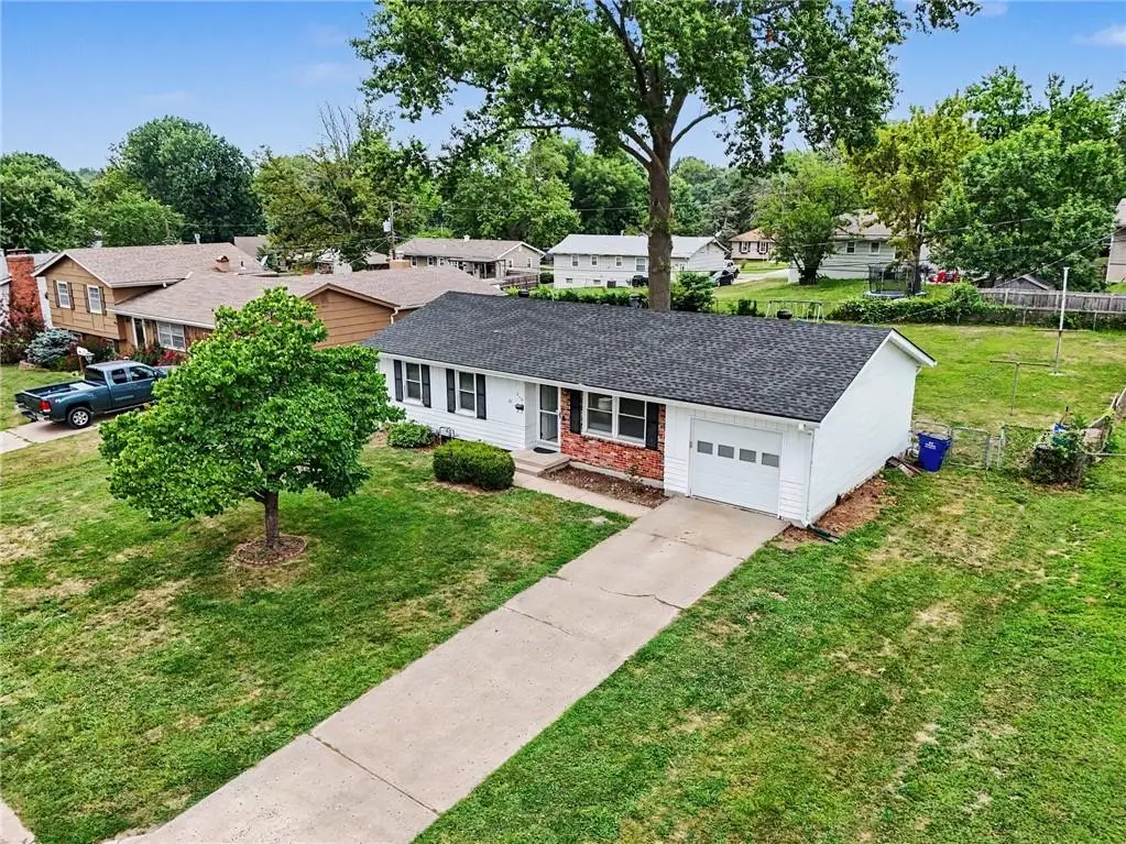 3110 NE 66th Street, Gladstone, MO 64119 - #1