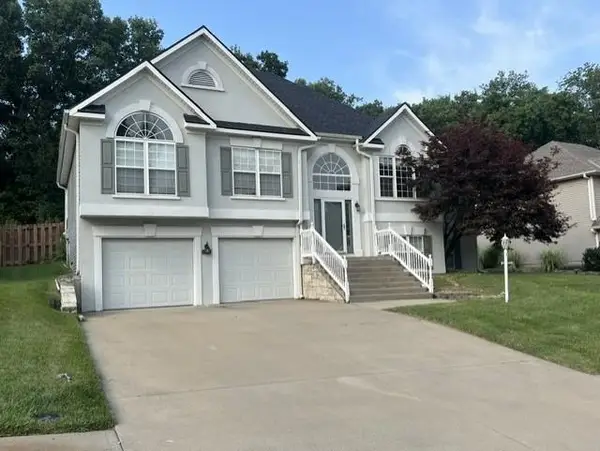 4406 Windsor Court, St Joseph, MO 64506