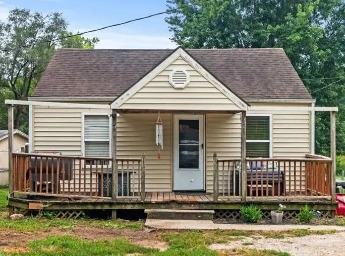 2418 Park Lane, Oak Grove, MO 64075 - #1