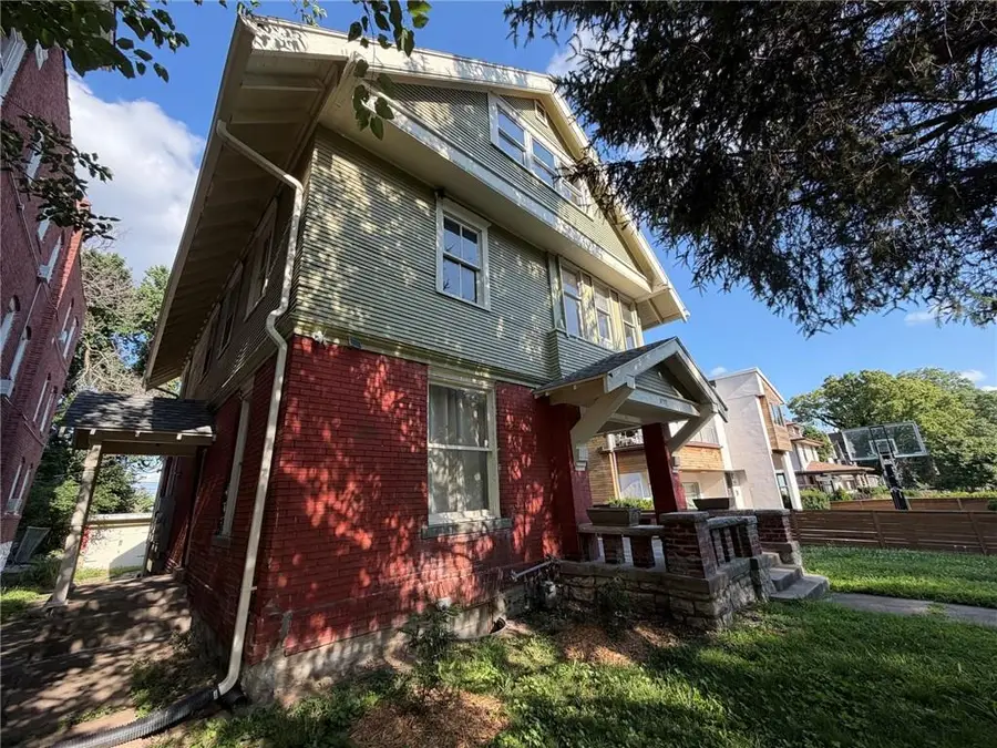 3755 Washington Boulevard, Kansas City, MO 64111 - #3