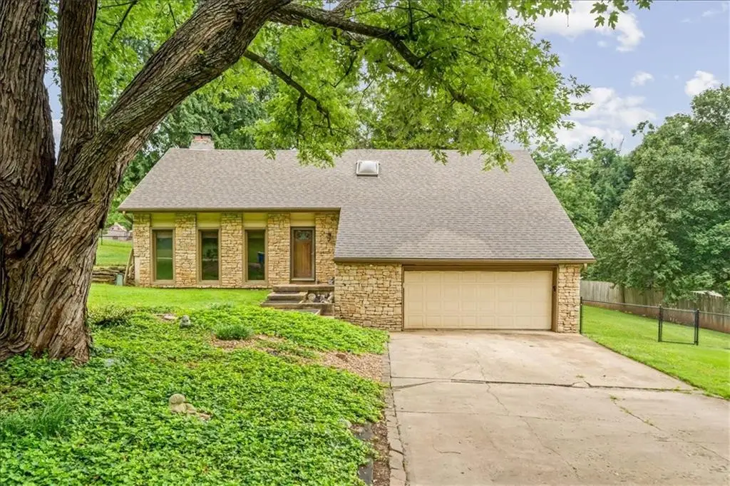 6908 Millridge Street, Shawnee, KS 66218 - #1