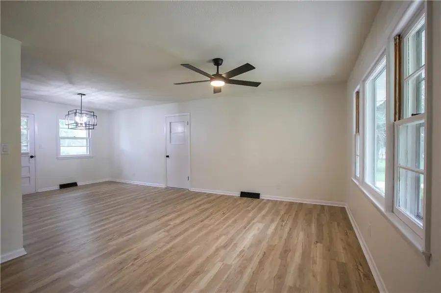 109 Delaware Street, Butler, MO 64730 - #3