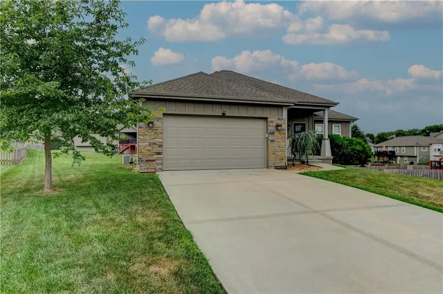 599 Linda Court, Liberty, MO 64068 - #2