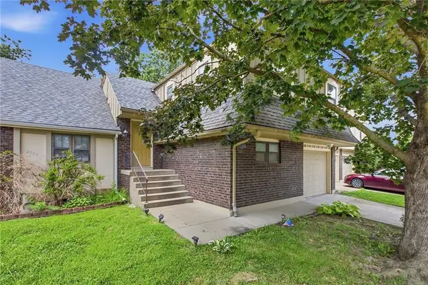 2811 NW 4th Street Terrace, Blue Springs, MO 64014