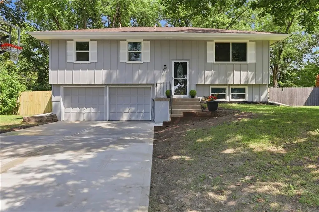 504 SW Persels Road, Lees Summit, MO 64081 - #1