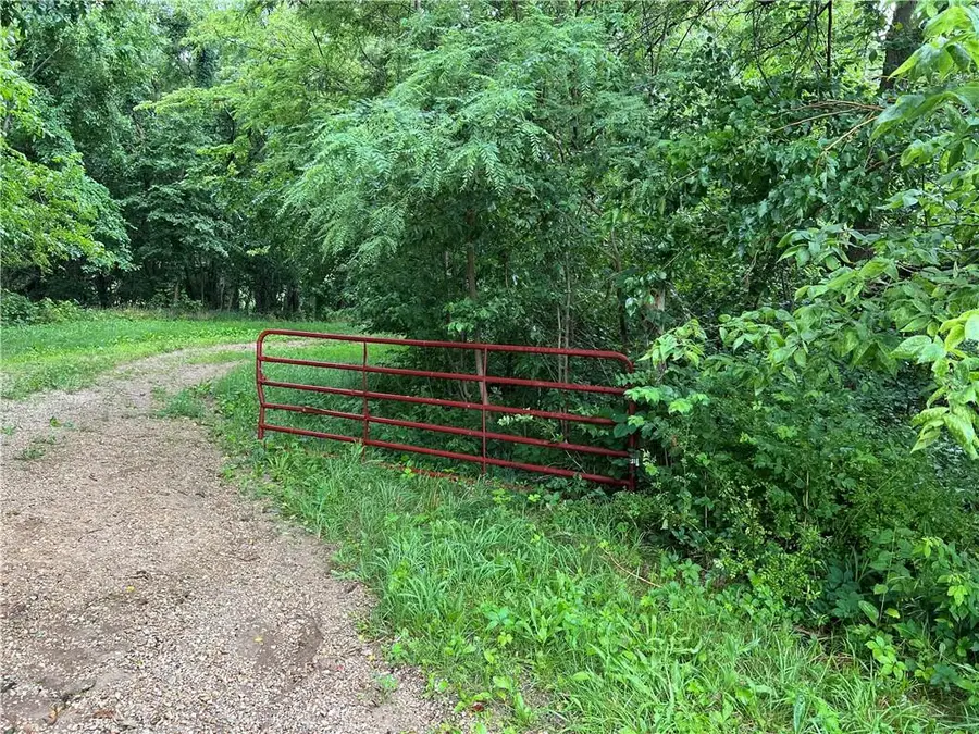 SEC-I-435 & Farley Hampton Road, Kickapoo, MO 64079 - #2