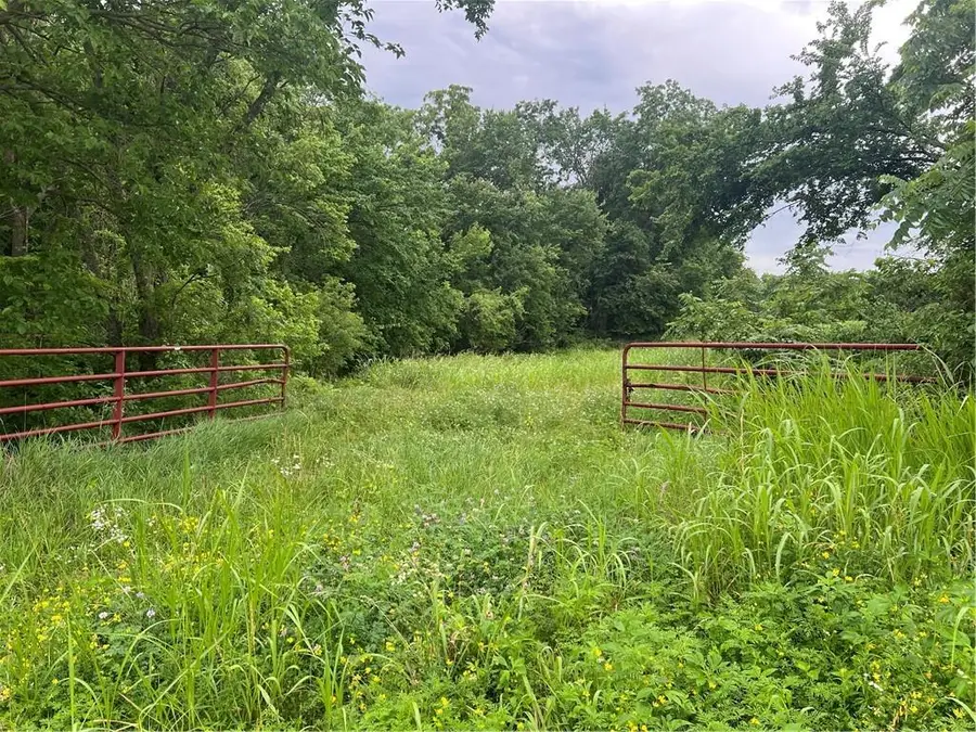 SEC-I-435 & Farley Hampton Road, Kickapoo, MO 64079 - #3