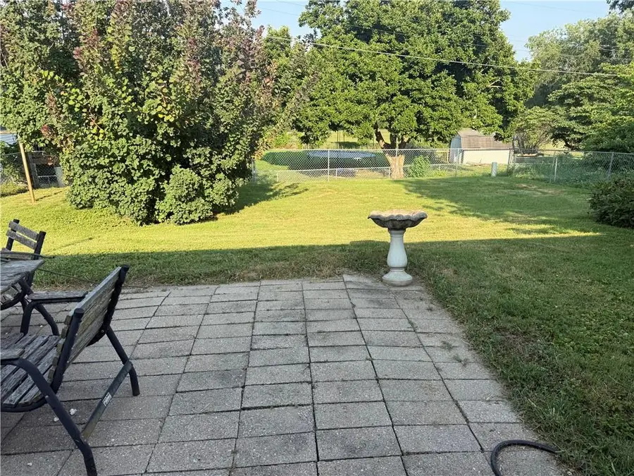 3303 Sioux Lane, Saint Joseph, MO 64503 - #2