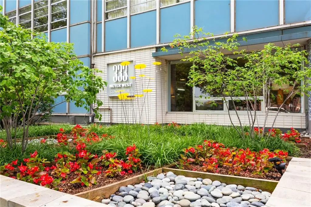 333 W Meyer Boulevard #712, Kansas City, MO 64113 - #1