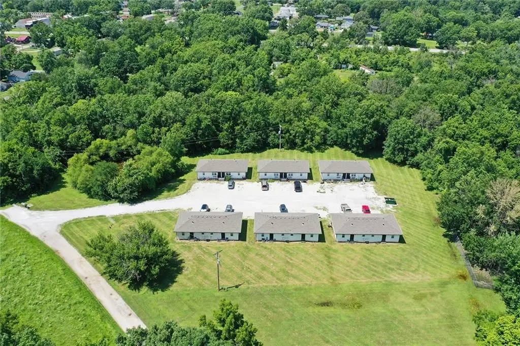 300 Oak Street, Freeman, MO 64746 - #1