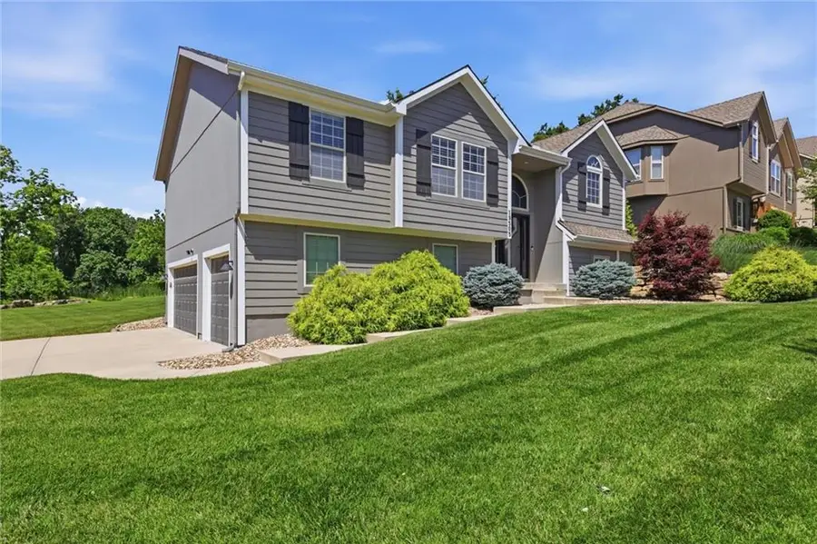 19505 W 110th Street, Olathe, KS 66061 - #2