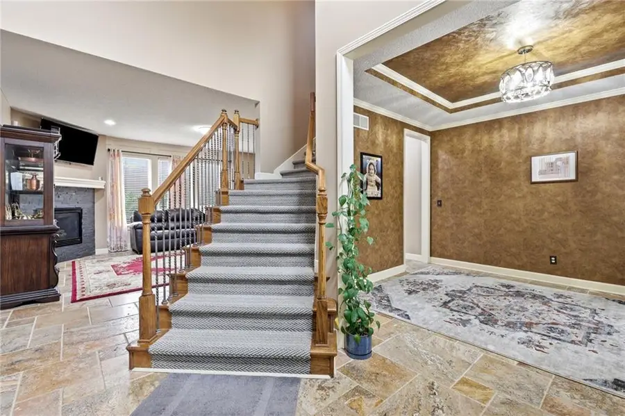 883 S Clearwater Creek Drive, Olathe, KS 66061 - #3