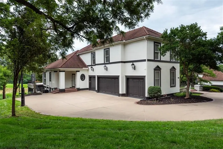 3109 W 118th Street, Leawood, KS 66211 - #3