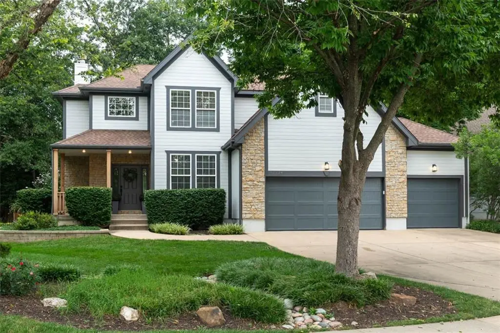 12124 Grand Avenue, Kansas City, MO 64145 - #1