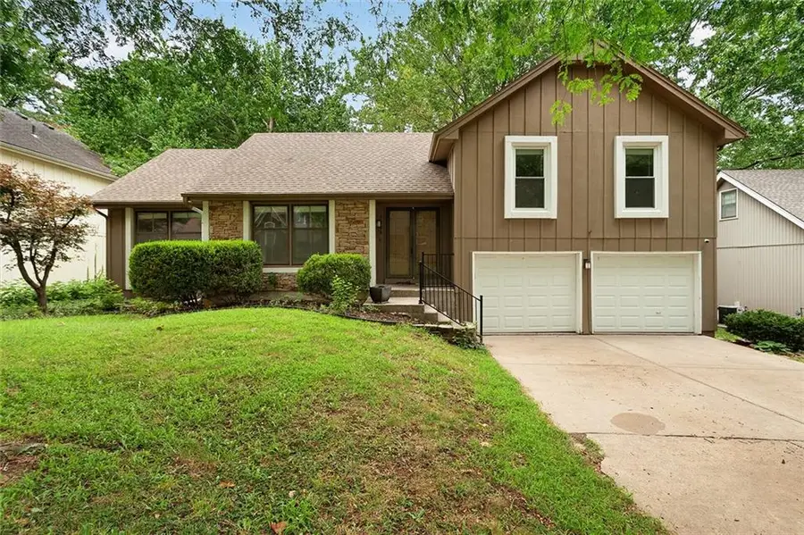 7806 Caenen Street, Lenexa, KS 66216 - #2