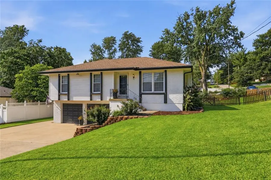 4744 NE 38th Street, Kansas City, MO 64117 - #3