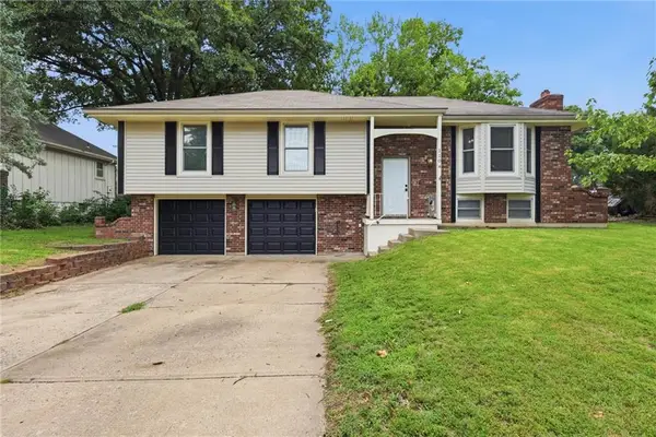 1104 SE Alice Street, Blue Springs, MO 64014