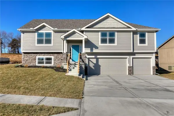 507 Skyview Lane, Liberty, MO 64068