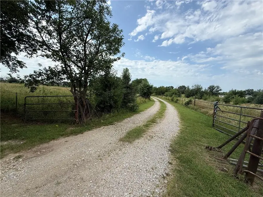 302 College Avenue, South Coffeyville Wann, OK 74072 - #2