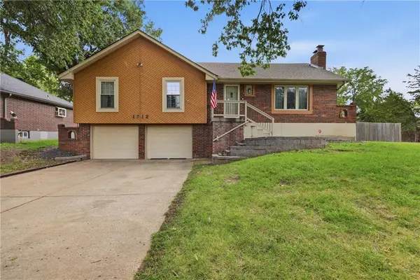 1712 SW 20th Street, Blue Springs, MO 64015