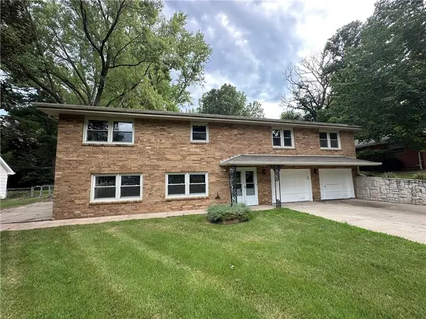 430 NW 58th Street, Kansas City, MO 64118